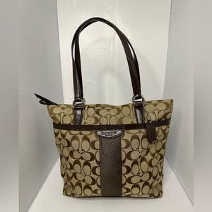 Coach Signature tote with Front Pocket